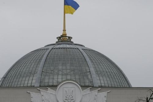 Ukraine gia hạn thiết quân luật, bác bỏ bầu cử vào tháng 10