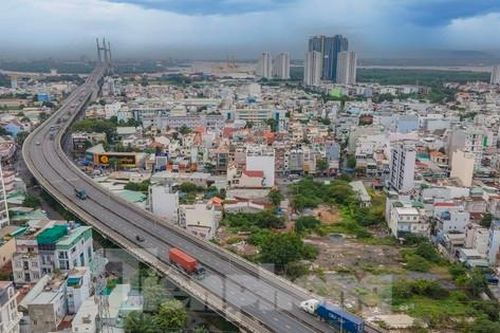 Cận cảnh đường dẫn cầu Phú Mỹ có 'cha đẻ' sai phạm đang bị xử lý