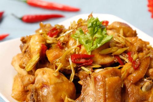 Cách làm gà xào sả ớt đưa cơm, đơn giản tại nhà