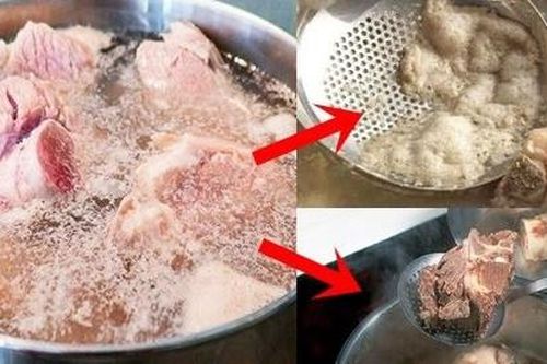 Bọt trắng nổi lên khi luộc thịt, hầm xương là tinh chất hay cặn bẩn?