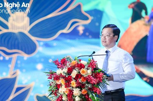 Phát huy, biến tiềm năng văn hóa thành động lực phát triển kinh tế - xã hội (*)