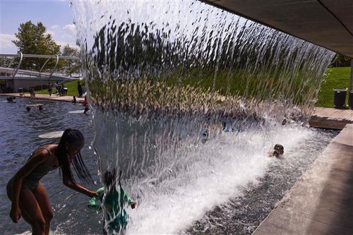 Mỹ công bố các biện pháp mới để ứng phó nắng nóng cực đoan