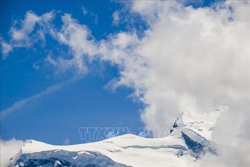 Tìm thấy hài cốt nhà leo núi mất tích cách đây 37 năm tại một sông băng ở vùng núi Alps
