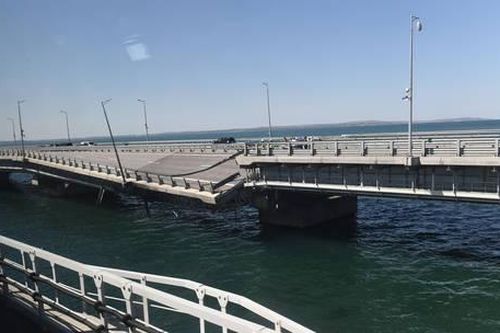 Nhà báo Mỹ bình luận về vai trò của Washington trong các vụ tấn công cầu Crimea