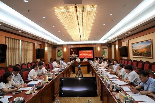 Tăng cường kiểm tra, giám sát thực hiện tốt Nghị quyết Đại hội XIII của Đảng
