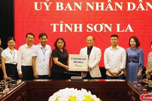 Đoàn công tác Hội Giao lưu Nhật - Việt sang thăm và làm việc tại Sơn La