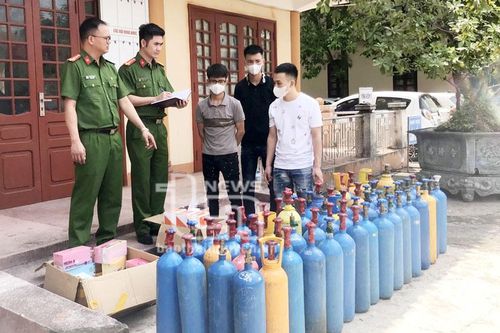 Công an TP. Thái Nguyên: Tạm giữ nhiều bình 'khí cười' và thuốc lá điện tử dạng pod