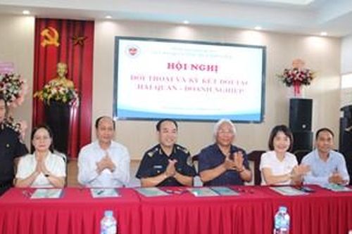 Ngành Hải quan đồng hành với doanh nghiệp