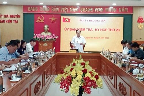 Thái Nguyên: Kỷ luật khiển trách Trưởng ban Quản lý dự án Bệnh viện Đa khoa huyện Đồng Hỷ