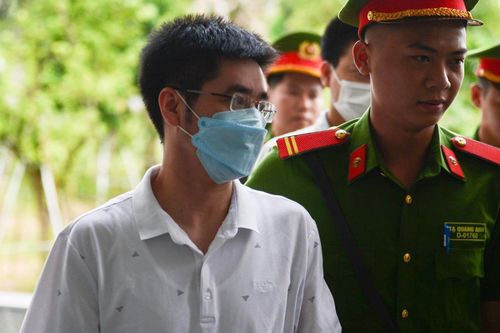 HĐXX: Hoàng Văn Hưng không bị oan, đã nhận 800.000 USD, hứa chạy án
