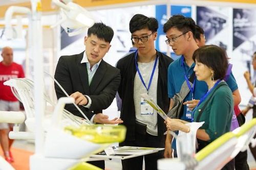 Vietnam Medipharm Expo 2023 - hội nhập quốc tế vì sức khỏe cộng đồng