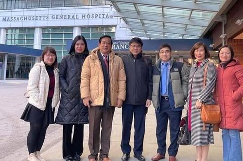 Bài học kinh nghiệm cho đào tạo công tác xã hội tại Trường Đại học Y tế công cộng