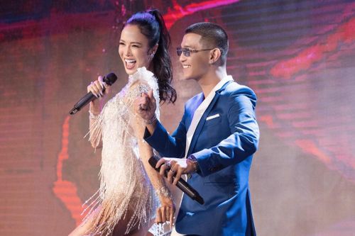 Cường Seven, Vũ Ngọc Anh quẩy tung trong tiệc cưới