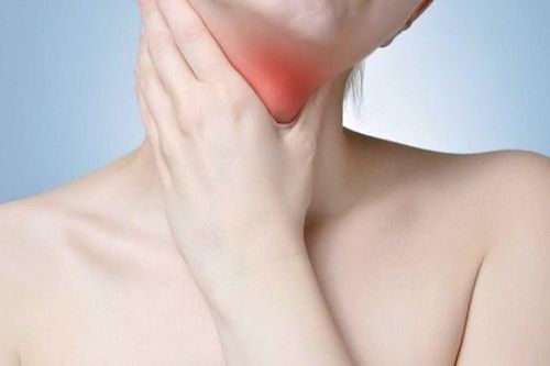 Đừng coi thường u tuyến giáp