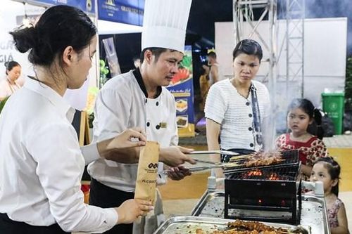 Quảng Ninh: Đưa ẩm thực trở thành sản phẩm du lịch đặc sắc