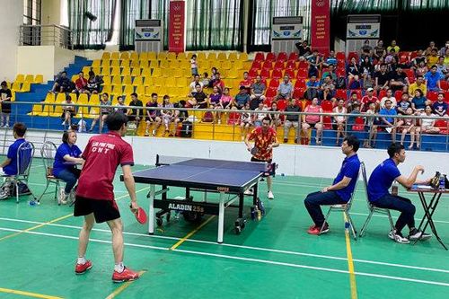 Sôi nổi giải bóng bàn mừng 15 năm mở rộng địa giới hành chính Thủ đô