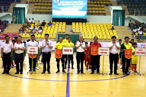 Khai mạc Giải bóng đá nhi đồng - Cúp Báo Đồng Nai lần thứ 19