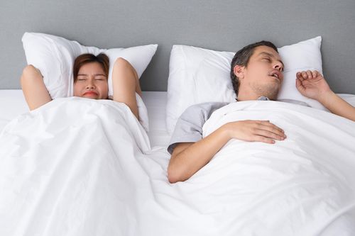 Biến chứng nguy hiểm của ngủ ngáy ảnh hưởng đến sức khỏe