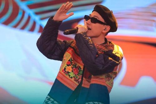 Giải mã hiện tượng 'À lôi' leo top 1 Youtube Việt Nam