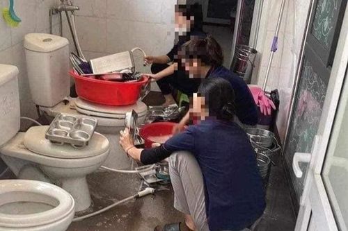 Thông tin chính thức vụ giáo viên Trường mầm non Viet Sing đặt khay đựng cơm trên bồn cầu