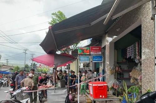 Người phụ nữ bán thịt heo bị đâm tử vong