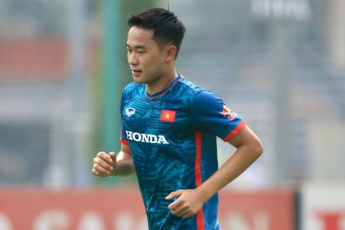 U23 Việt Nam tập buổi đầu tiên: Cầu thủ chơi ở Hàn Quốc về ra mắt