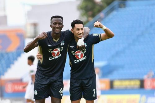 HAGL tiếp tục thắng, hấp dẫn cuộc 'chạy trốn' xuống hạng V-League