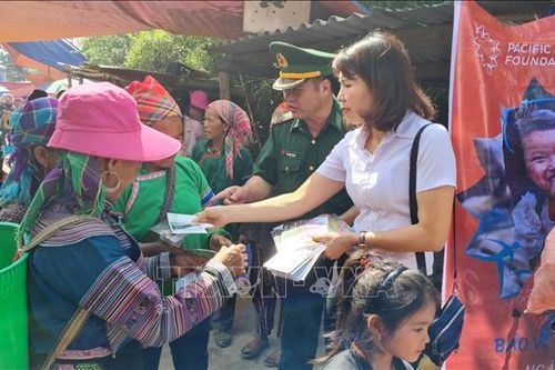 'Khóa chặt' tuyến biên giới, trấn áp tội phạm mua bán người