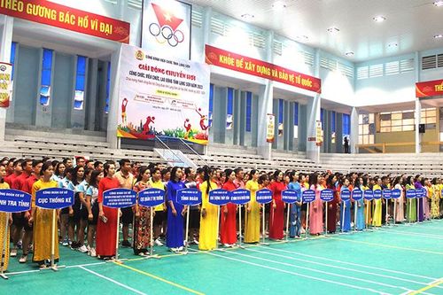 Gần 500 vận động viên tham gia giải bóng chuyền hơi Công đoàn Viên chức tỉnh năm 2023
