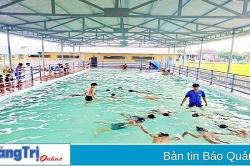 Chung tay bảo vệ trẻ từ những lớp dạy bơi miễn phí