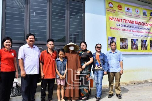 Nghĩa tình từ những ngôi nhà Nhân đạo