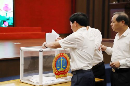 Năm Phó Chánh Tòa án nhân dân tối cao đều đạt tín nhiệm cao