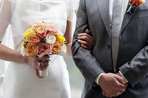 Đòi hỏi ở đám cưới, chú rể mất luôn cô dâu