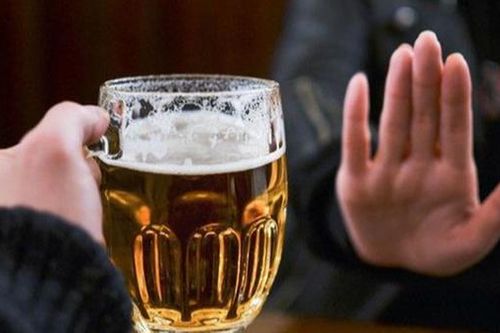 10 loại thực phẩm mẹ không nên ăn khi cho con bú