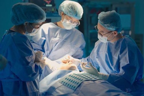 Nâng mũi có gây ảnh hưởng gì đến sức khỏe trong tương lai không?