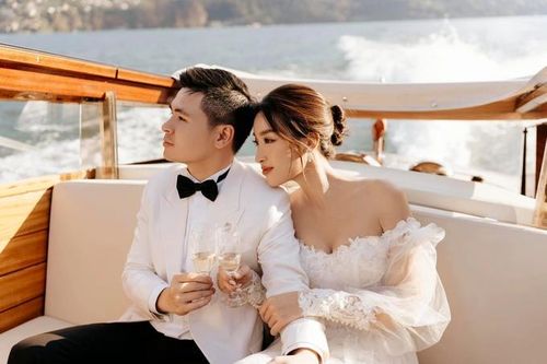 Hoa hậu Đỗ Mỹ Linh sinh con gái đầu lòng