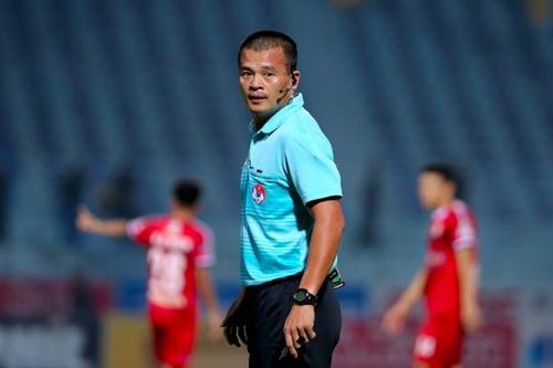 Những lần V-League 'dậy sóng' vì tiếng còi trọng tài Nguyễn Đình Thái