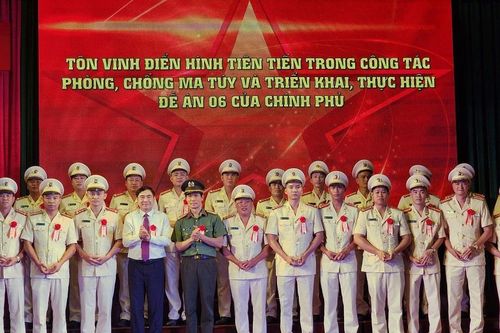Tôn vinh 120 tập thể, cá nhân điển hình tiên tiến về phòng, chống ma túy và thực hiện Đề án 06