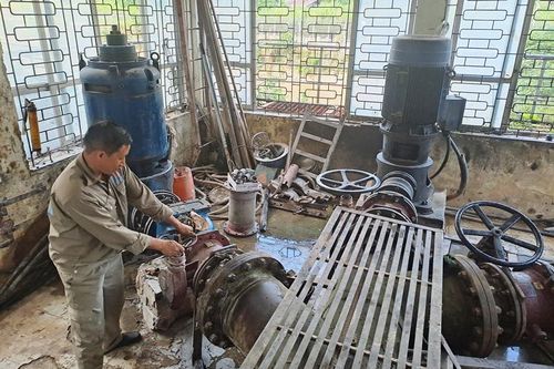 Lào Cai cấp nước trở lại cho gần 17.000 khách hàng, sau hơn 1 ngày sét đánh hỏng trạm bơm