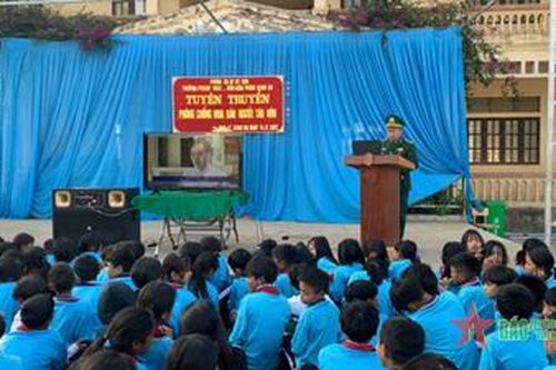 Quyết liệt đấu tranh với tội phạm mua bán người