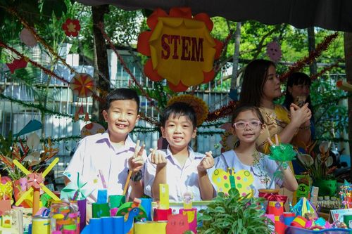 Thầy và trò cùng thay đổi thúc đẩy giáo dục STEM