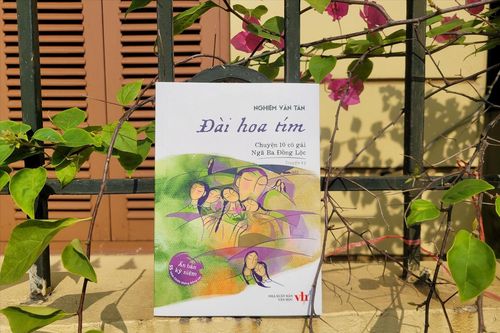 Thiêng liêng 'Đài hoa tím'