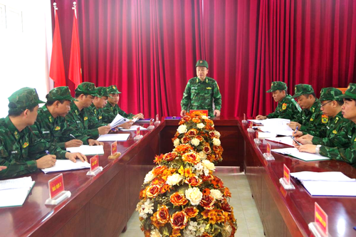 Tiếp tục duy trì chấp hành kỷ luật, pháp luật, tạo đột phá trong xây dựng đơn vị vững mạnh toàn diện 'Mẫu mực, tiêu biểu'