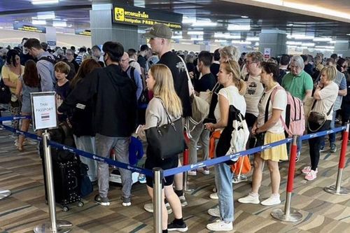 Làn sóng nhà giàu Nga đổ xô đến Phuket