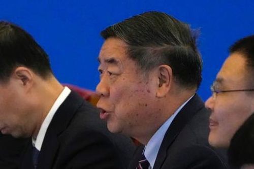 Trung Quốc muốn Pháp giúp hạ nhiệt quan hệ với châu Âu