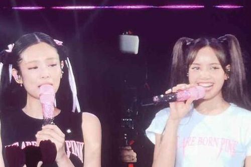 Đêm cuối BlackPink ở Mỹ Đình: Cơn khát vé bất ngờ ập đến