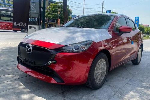 Mazda 2 bản nâng cấp cập bến thị trường Việt Nam