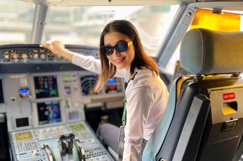 Nữ diễn viên bỏ showbiz làm phi công tiết lộ mức lương 'khủng'