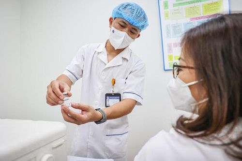 Ngày 30/7, ghi nhận 14 ca mắc mới, không còn bệnh nhân phải thở ôxy