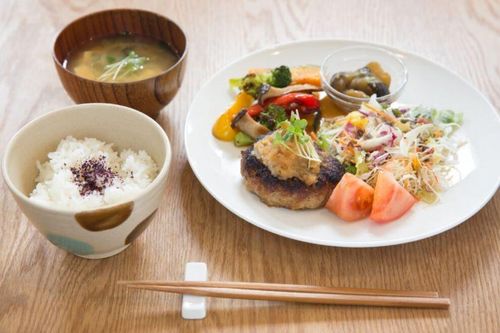 Nguyên tắc ăn uống lành mạnh của người Nhật